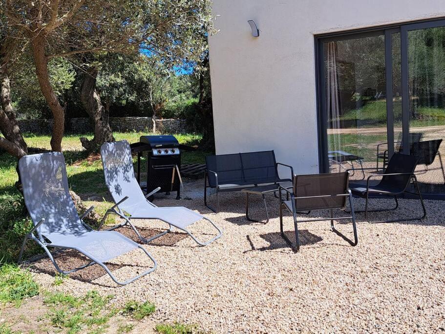 Maison Au Calme Idealement Situee Proche Plage Bonifacio  Extérieur photo