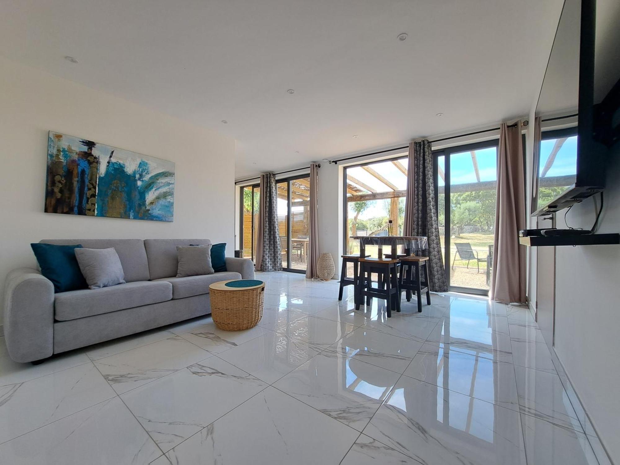 Maison Au Calme Idealement Situee Proche Plage Bonifacio  Extérieur photo